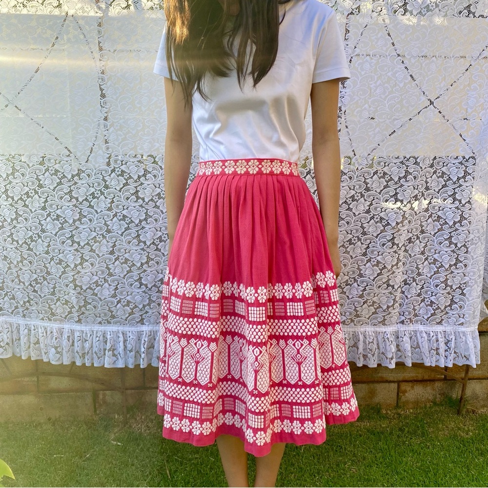 Vintage Pink White Hand Woven Embroidered Cotton Full Skirt